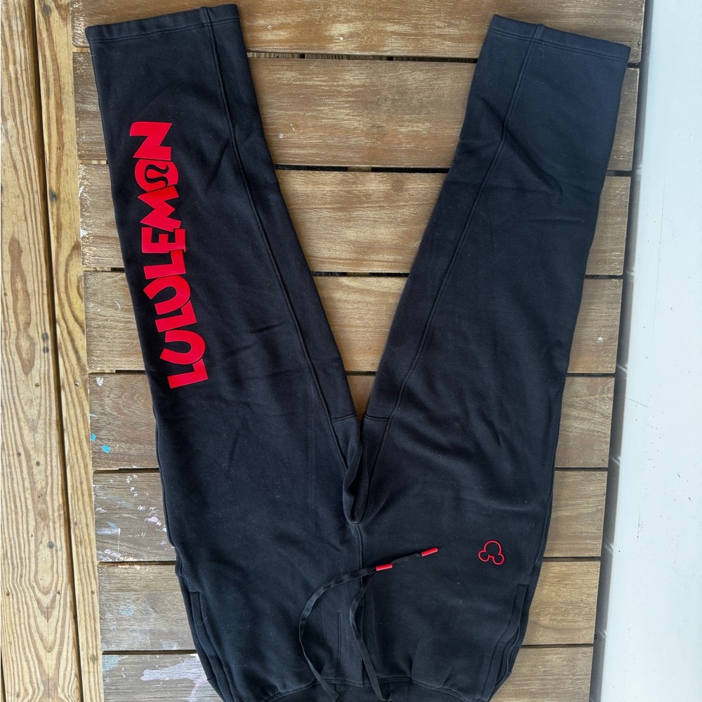 Lululemon x DISNEY COLLAB SWEATS